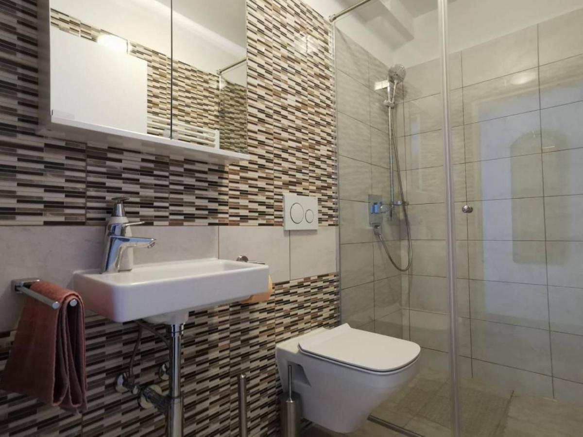 Apartmani Polanscak Krapinske Toplice Bagian luar foto